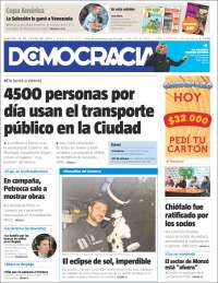 Portada de Diario Democracia (Argentina)